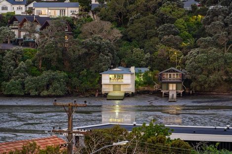 Photo of property in 76 West End Road, Westmere, Auckland, 1022