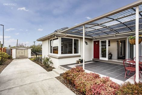 Photo of property in 262 Main North Road, Redwood, Christchurch, 8051