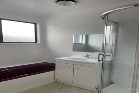 Photo of property in 3 Lyren Place, Half Moon Bay, Auckland, 2012