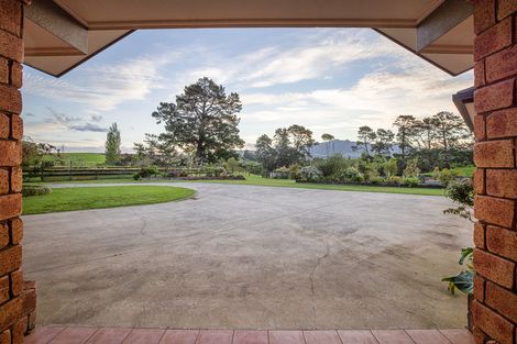 Photo of property in 858a Pirongia Road, Pirongia, Te Awamutu, 3876