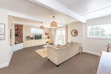 Photo of property in 55 Hipango Terrace, Durie Hill, Whanganui, 4500