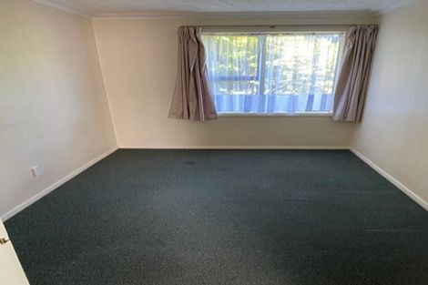 Photo of property in 27 Reynolds Street, Taita, Lower Hutt, 5011