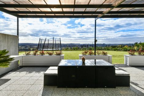 Photo of property in 911 Old North Road, Waimauku, 0882