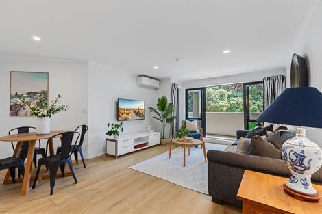 Photo of property in Paramount Apartments, 8/281 Maunganui Road, Mount Maunganui, 3116