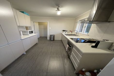 Photo of property in 2/32 Forrest Hill Road, Forrest Hill, Auckland, 0620