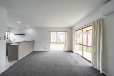 Photo of property in 9a Perry Place, Bader, Hamilton, 3206