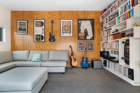 Photo of property in 209 Kiwi Road, Whangamata, 3620