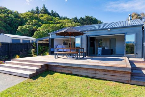 Photo of property in 48 Kotare Place, South Bay, Kaikoura, 7300