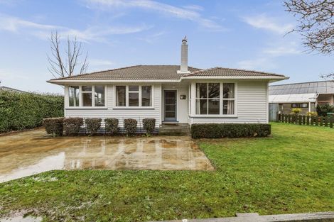 Photo of property in 15 Tasman Street, Havelock North, 4130