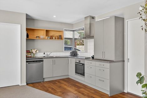 Photo of property in 8/190 Lincoln Road, Addington, Christchurch, 8024