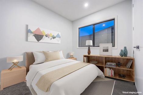 Photo of property in 17 Mcindoe Road, Kumeu, 0810