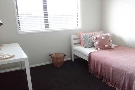 Photo of property in 50 Magnolia Drive, Westown, New Plymouth, 4310