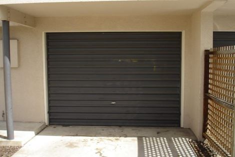 Photo of property in 2/27 Burdale Street, Riccarton, Christchurch, 8011