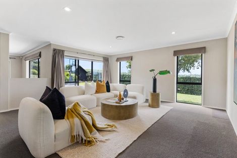 Photo of property in 3 Gavinike Place, Waimauku, 0812