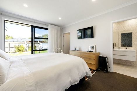 Photo of property in 14 Bronte Place, Leamington, Cambridge, 3432