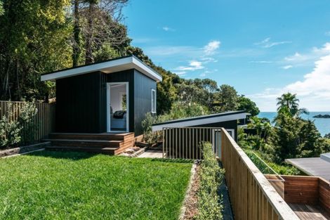 Photo of property in 31 Miro Road, Palm Beach, Waiheke Island, 1081
