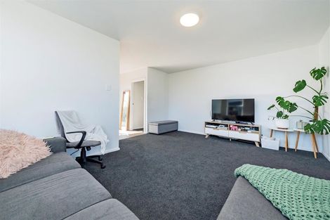 Photo of property in 1/172 Bowhill Road, New Brighton, Christchurch, 8083