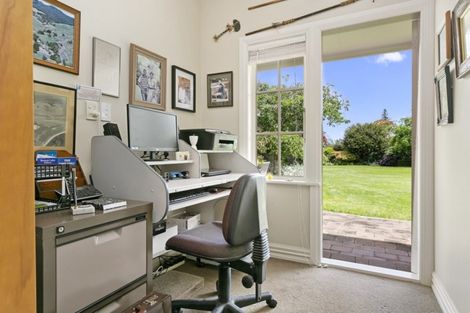 Photo of property in 4 Longfellow Street, Leamington, Cambridge, 3432