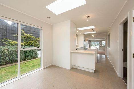 Photo of property in 14 Govind Grove, Ngaio, Wellington, 6035