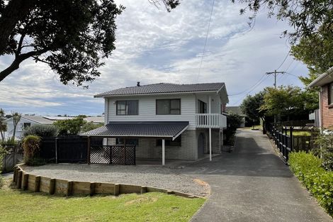 Photo of property in 1/47 Stanley Avenue, Milford, Auckland, 0620