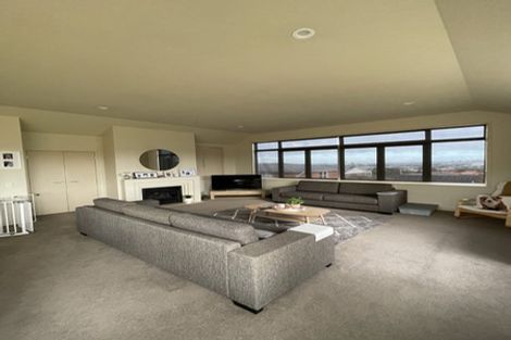 Photo of property in 1/170 East Coast Road, Forrest Hill, Auckland, 0620