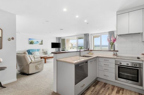 Photo of property in 36 Victoria Road, Mount Maunganui, 3116