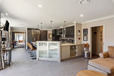 Photo of property in 59 Milne Drive, Paraparaumu, 5032