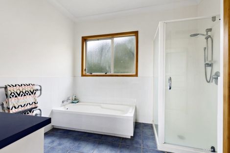 Photo of property in 14 Burnham Street, Seatoun, Wellington, 6022