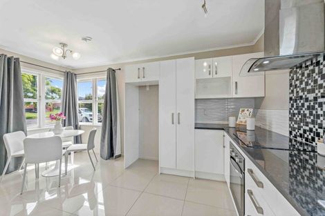 Photo of property in 20 Collie Road, Pukekohe, 2120