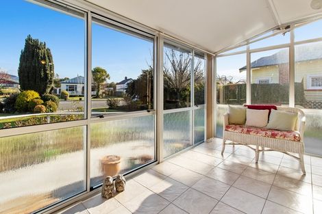 Photo of property in 69 Rhodes Street, Waimate, 7924