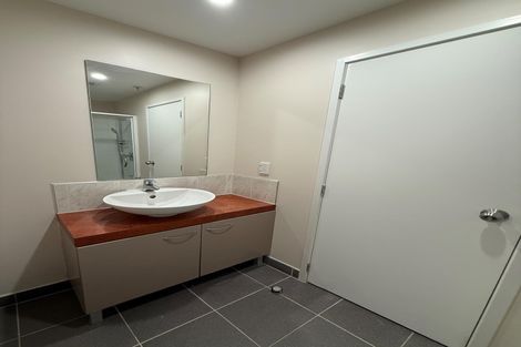 Photo of property in The Imperial Gardens Apartments, 722/135 Hobson Street, Auckland Central, Auckland, 1010