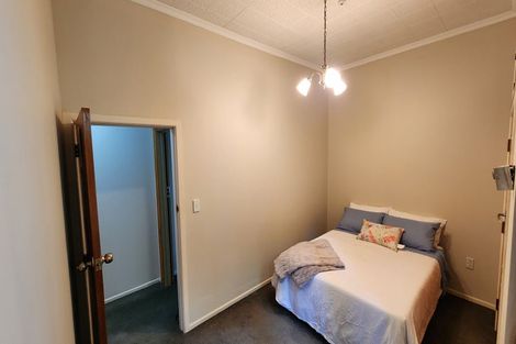 Photo of property in 48 Aurora Terrace, Kelburn, Wellington, 6012