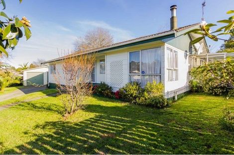 Photo of property in 5 Fairdale Avenue, Red Hill, Papakura, 2110