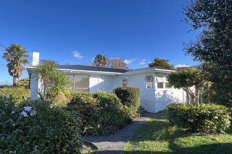 Photo of property in 708 East Coast Road, Pinehill, Auckland, 0632