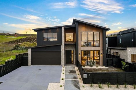 Photo of property in 8 Kumukumu Road, Long Bay, Auckland, 0630