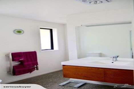 Photo of property in 7c Pipitea Place, Whalers Gate, New Plymouth, 4310