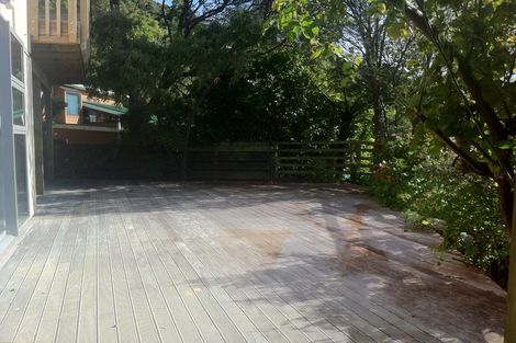 Photo of property in 58 Miromiro Road, Normandale, Lower Hutt, 5010