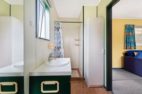 Photo of property in 15 Cook Drive, Whitianga, 3510