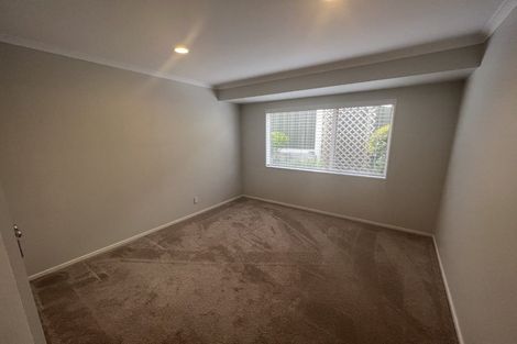 Photo of property in 36 Kinleith Way, Albany, Auckland, 0632