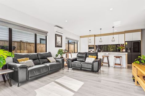 Photo of property in 34 Jeroboam Loop, Kumeu, 0810