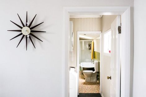 Photo of property in 72 Todman Street, Brooklyn, Wellington, 6021