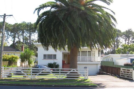 Photo of property in 1/155 Portage Road, New Lynn, Auckland, 0600