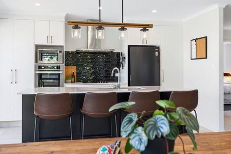 Photo of property in 15 Clover Lane, Pyes Pa, Tauranga, 3112