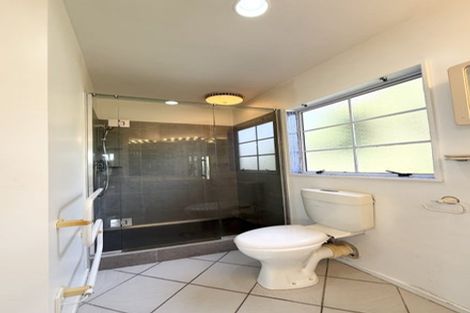 Photo of property in 38a Cherub Place, West Harbour, Auckland, 0618