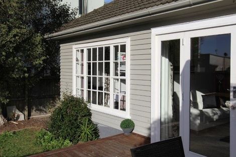 Photo of property in 11 George Street, Riccarton, Christchurch, 8041