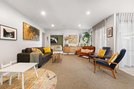 Photo of property in 42 Hiria Crescent, Papamoa Beach, Papamoa, 3118