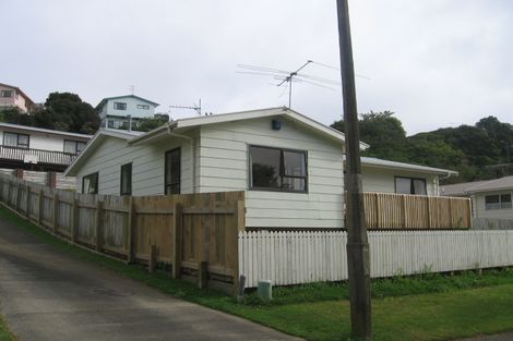 Photo of property in 55 Omapere Street, Whitby, Porirua, 5024