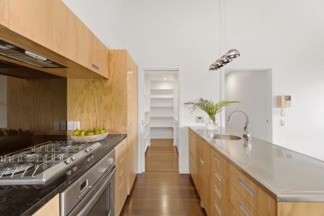 Photo of property in 6 Craigieburn Lane, Mount Pleasant, Christchurch, 8081