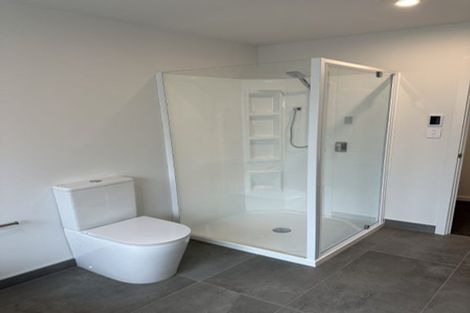 Photo of property in 32 Solitude Crescent, Kelvin Grove, 4414