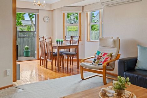 Photo of property in 529d Devonport Road, Tauranga South, Tauranga, 3112